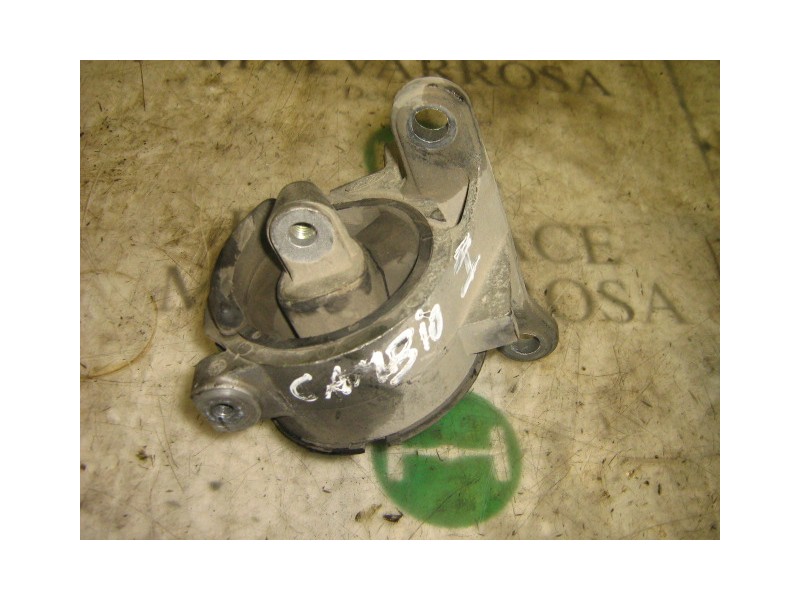 Recambio de soporte motor delantero para ford fiesta berlina ghia referencia OEM IAM   