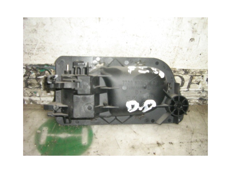 Recambio de maneta interior delantera derecha para renault laguna (b56) referencia OEM IAM   