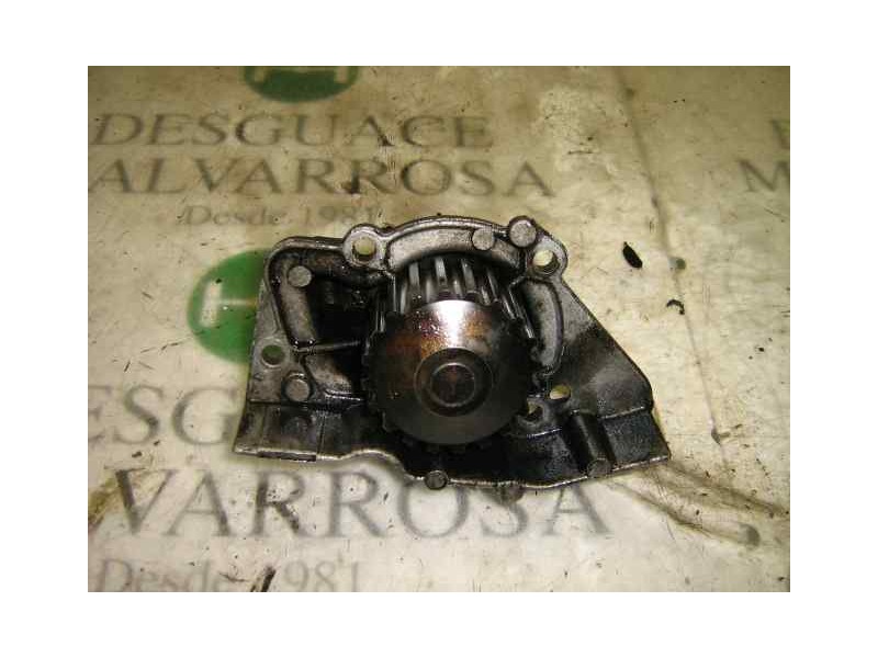 Recambio de bomba agua para citroën berlingo 1.9 diesel referencia OEM IAM   