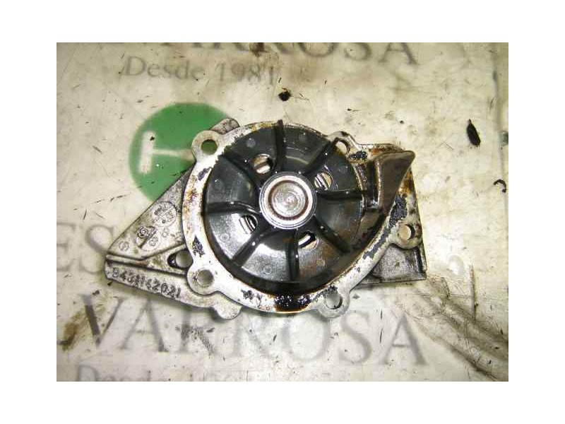 Recambio de bomba agua para citroën berlingo 1.9 diesel referencia OEM IAM   