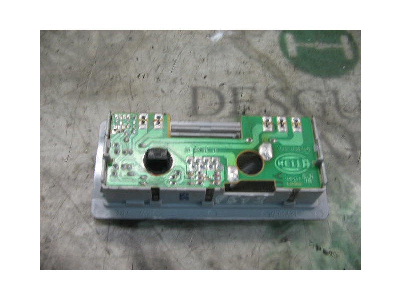 Recambio de piloto interior para volkswagen golf iii berlina (1h1) 1.6 referencia OEM IAM   