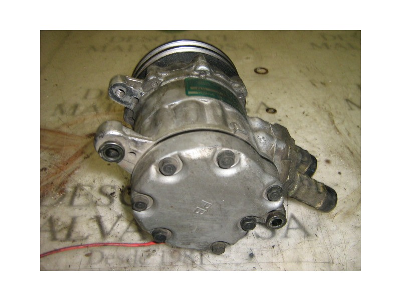 Recambio de compresor aire acondicionado para nissan trade 100 referencia OEM IAM   