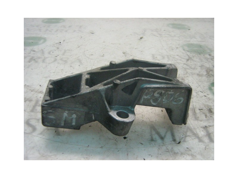 Recambio de soporte motor delantero para citroën xsara berlina 1.9 td sx referencia OEM IAM   