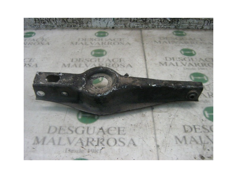 Recambio de brazo suspension inferior trasero izquierdo para peugeot 406 berlina (s1/s2) stdt referencia OEM IAM   