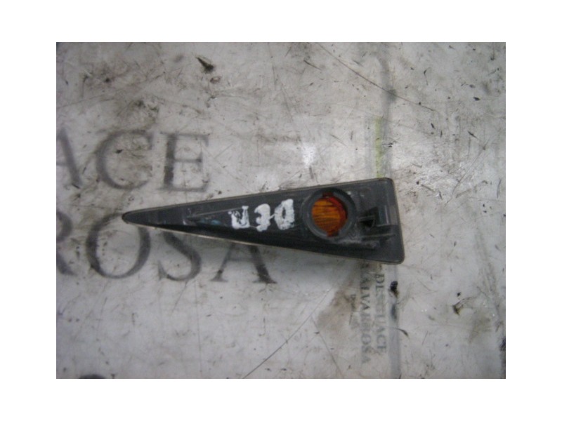 Recambio de piloto lateral derecho para renault megane ii berlina 5p confort dynamique referencia OEM IAM   