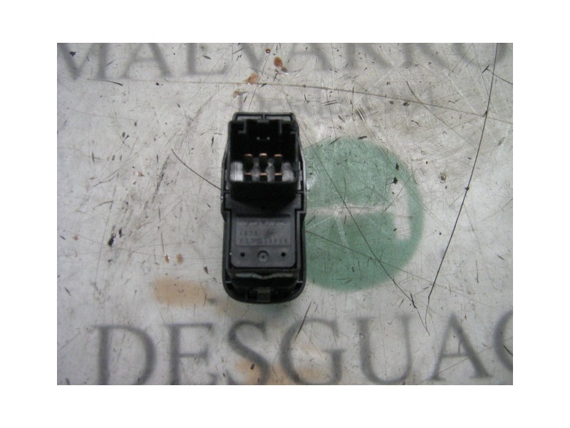 Recambio de mando elevalunas delantero derecho para volvo s80 berlina 2.0 t business referencia OEM IAM   