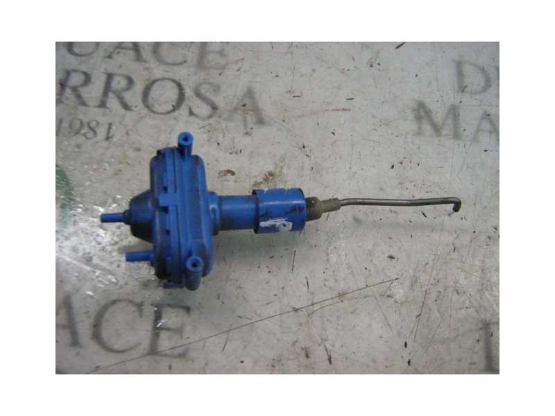 Recambio de motor c/c porton para audi 80 avant 2.0 referencia OEM IAM   