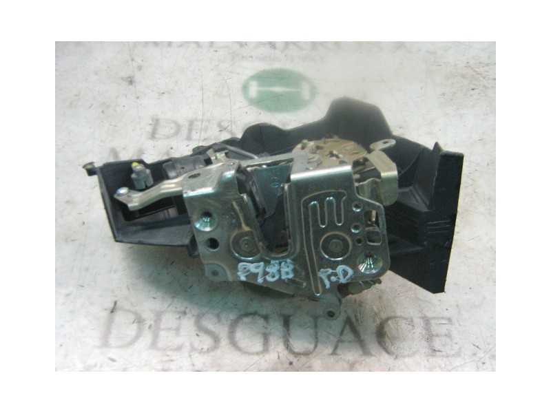 Recambio de cerradura puerta trasera derecha para mercedes-benz clase e (w210) berlina 240 (210.061) referencia OEM IAM   