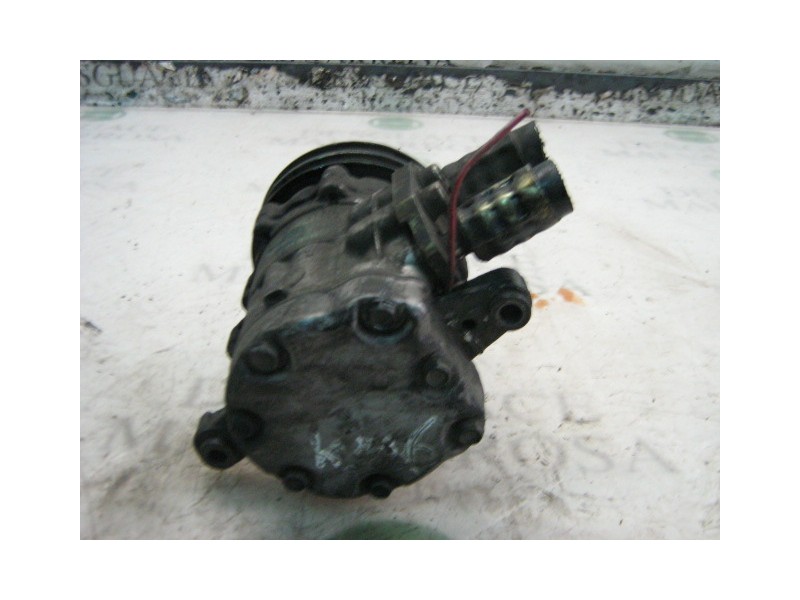 Recambio de compresor aire acondicionado para nissan trade 100 referencia OEM IAM   