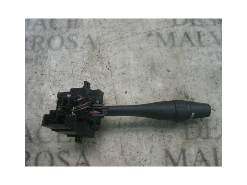 Recambio de mando limpia para nissan primera berlina (p11) comfort referencia OEM IAM   