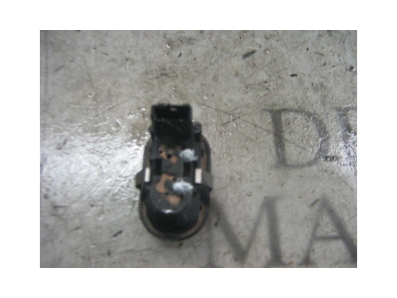 Recambio de mando elevalunas delantero derecho para opel corsa c comfort referencia OEM IAM   