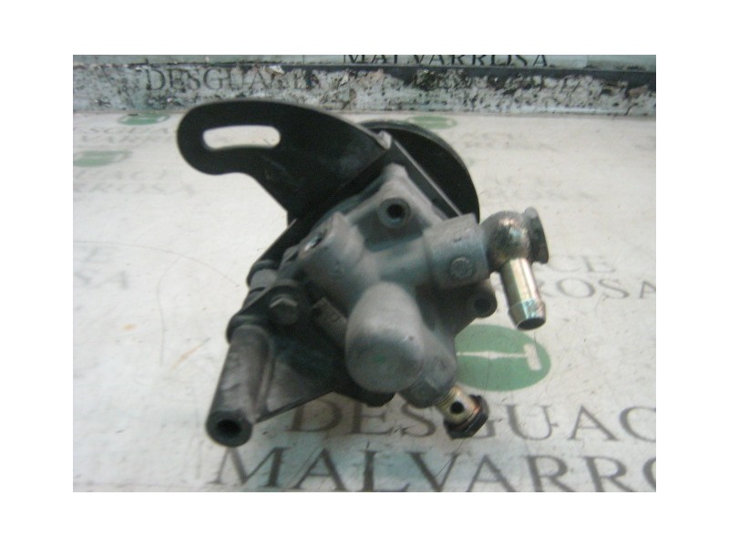 Recambio de bomba direccion para nissan trade 100 referencia OEM IAM   