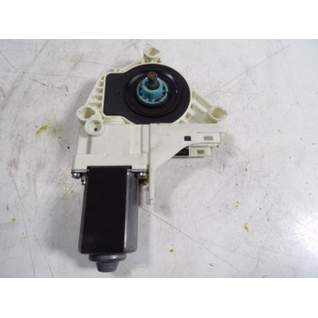 MOTOR ELEVALUNAS DELANTERO DERECHO 8T0959802B 8K0959802A 1101965575200