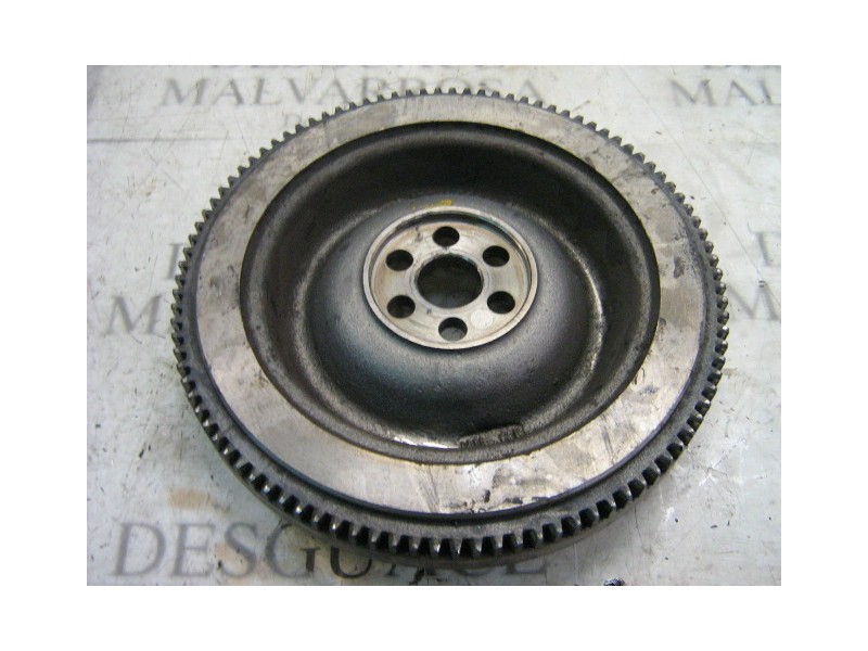 Recambio de volante motor para nissan trade 100 referencia OEM IAM   