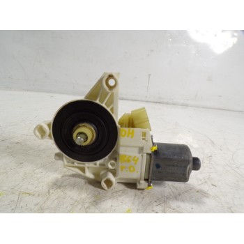 MOTOR ELEVALUNAS TRASERO DERECHO A2518201042 A2518201042 