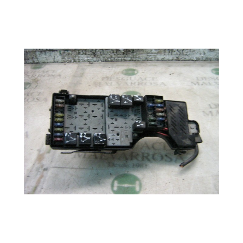 Recambio de caja reles / fusibles para volvo s80 berlina 2.0 t business referencia OEM IAM   