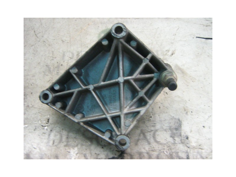 Recambio de soporte cambio para renault megane i scenic (ja0) 1.9 dti rn referencia OEM IAM   