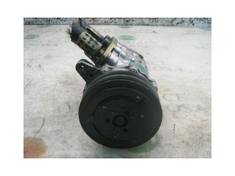 Recambio de compresor aire acondicionado para nissan trade 100 referencia OEM IAM   