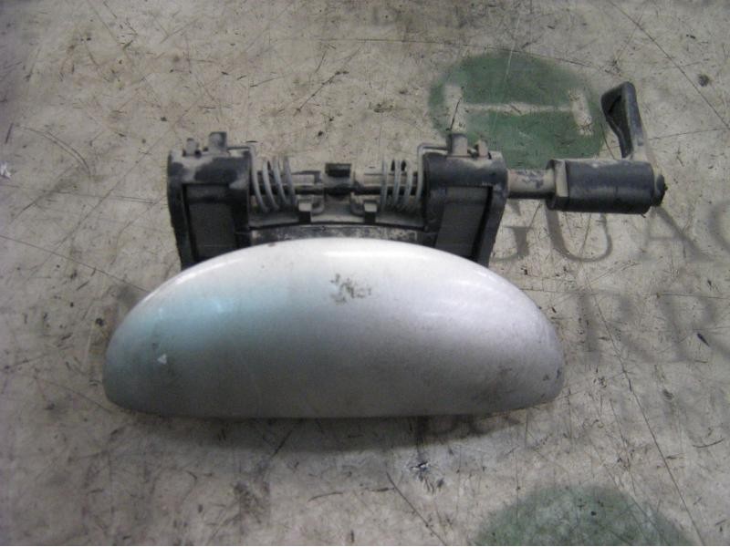 Recambio de maneta exterior trasera izquierda para peugeot 206 berlina xt referencia OEM IAM   