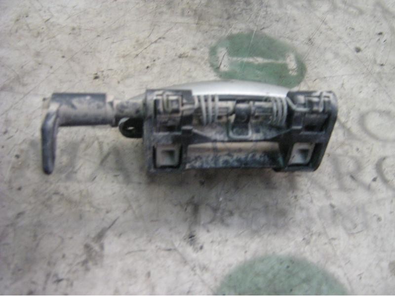 Recambio de maneta exterior trasera izquierda para peugeot 206 berlina xt referencia OEM IAM   