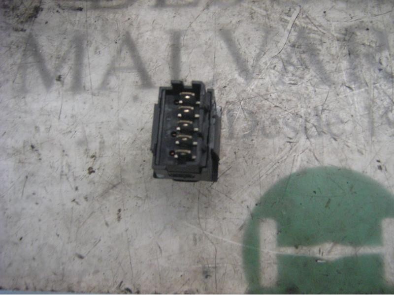 Recambio de mando elevalunas trasero izquierdo para peugeot 607 (s1) básico referencia OEM IAM   