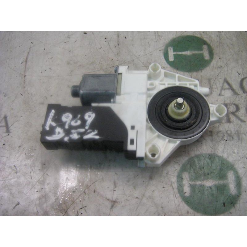 Recambio de motor elevalunas trasero izquierdo para peugeot 407 st confort referencia OEM IAM   