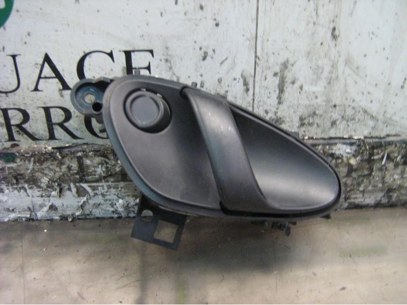 Recambio de maneta interior delantera derecha para citroën xsara berlina 1.6 attraction referencia OEM IAM   