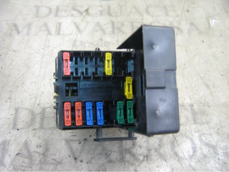 Recambio de caja reles / fusibles para citroën xsara berlina 1.6 attraction referencia OEM IAM   