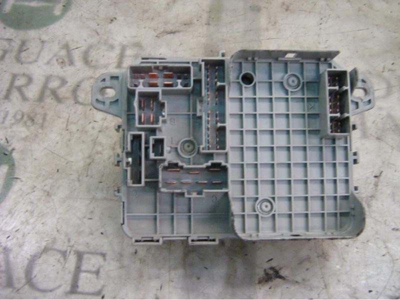 Recambio de caja reles / fusibles para mg serie 25 (rf) classic (5-ptas.) referencia OEM IAM   