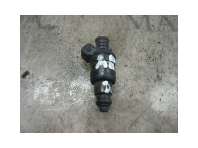Recambio de inyector para renault megane i classic (la0) 1.6e alize referencia OEM IAM   