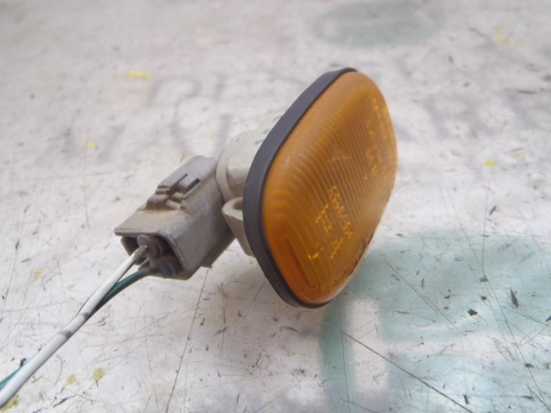 Recambio de piloto lateral izquierdo para toyota rav 4 (a2) 2.0 luna 4x4 (2003) referencia OEM IAM 8173117051  