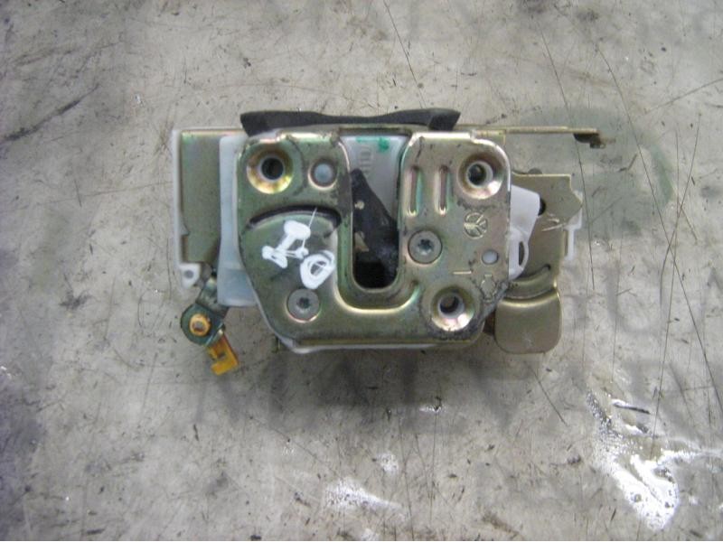 Recambio de cerradura puerta delantera izquierda para nissan primera berlina (p11) gx referencia OEM IAM   