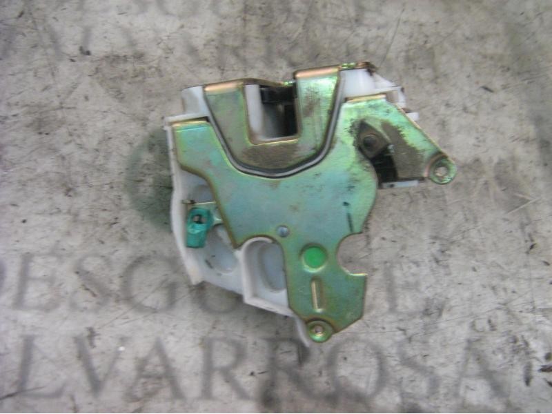 Recambio de cerradura puerta trasera derecha para nissan primera berlina (p11) comfort referencia OEM IAM   