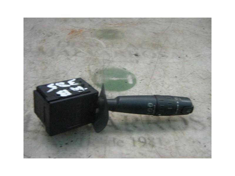 Recambio de mando limpia para citroën xantia berlina 2.0 hdi 90/110 plaisir plus referencia OEM IAM   