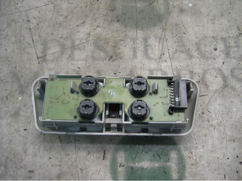 Recambio de piloto interior para opel omega b elegance berlina referencia OEM IAM   