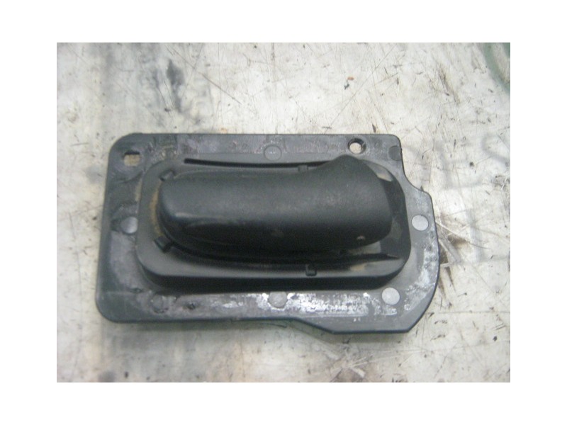 Recambio de maneta interior delantera derecha para opel vectra b berlina básico referencia OEM IAM   