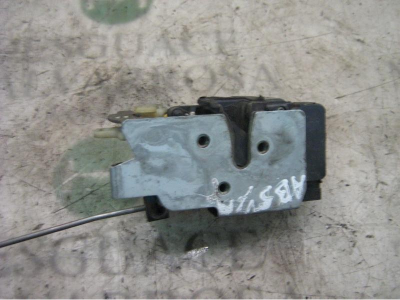 Recambio de cerradura puerta delantera derecha para fiat bravo (182) jtd 105 / 100 sx referencia OEM IAM   