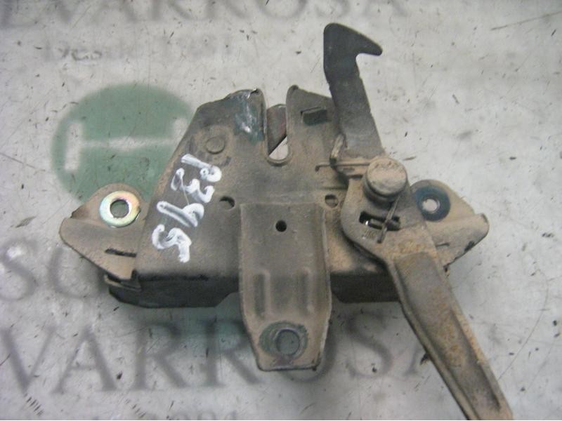 Recambio de cerradura capot para kia joice ls referencia OEM IAM 81130M3000  