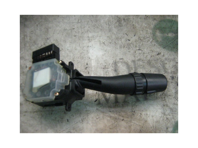 Recambio de mando limpia para kia cerato 2.0 ex crdi berlina (4-ptas.) referencia OEM IAM   