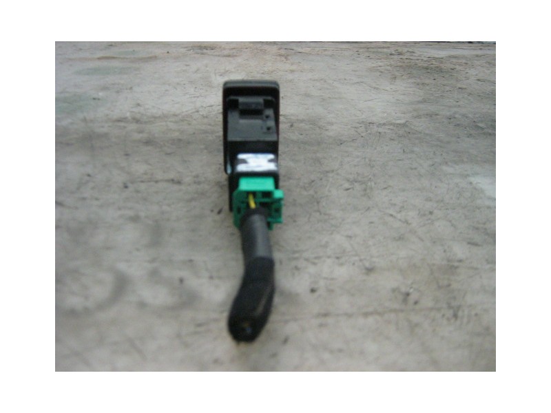 Recambio de warning para kia cerato 2.0 ex crdi berlina (4-ptas.) referencia OEM IAM   