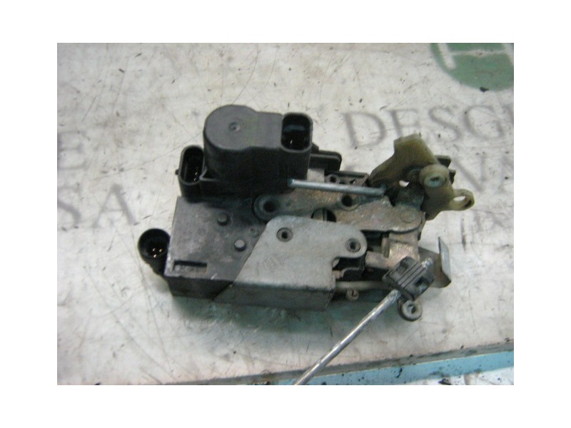 Recambio de cerradura puerta delantera derecha para fiat brava (182) td 75 s referencia OEM IAM   