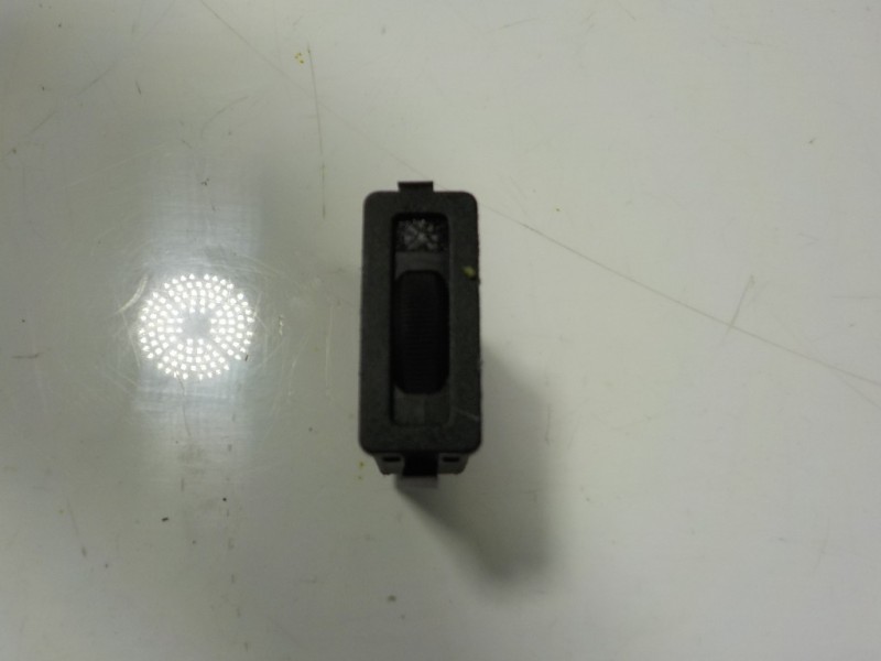 Recambio de modulo electronico para bmw serie 3 berlina (e36) 318tds referencia OEM IAM 61311391842 61311387429 