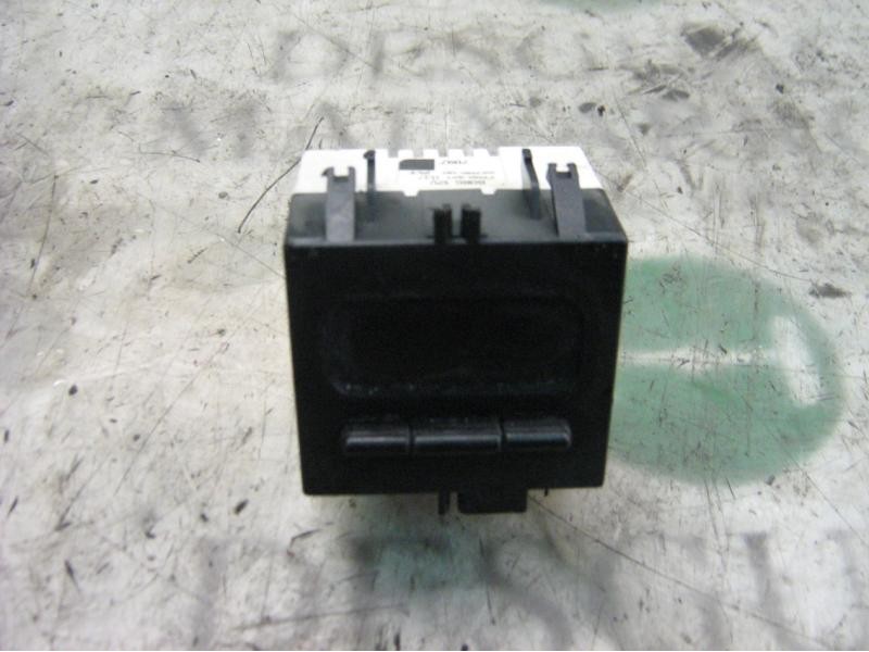 Recambio de mando multifuncion para renault megane i berlina hatchback (ba0) 1.6e alize referencia OEM IAM   