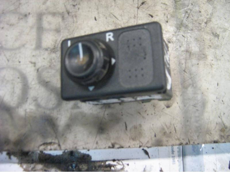 Recambio de mando retrovisor para nissan primera berlina (p11) comfort referencia OEM IAM   