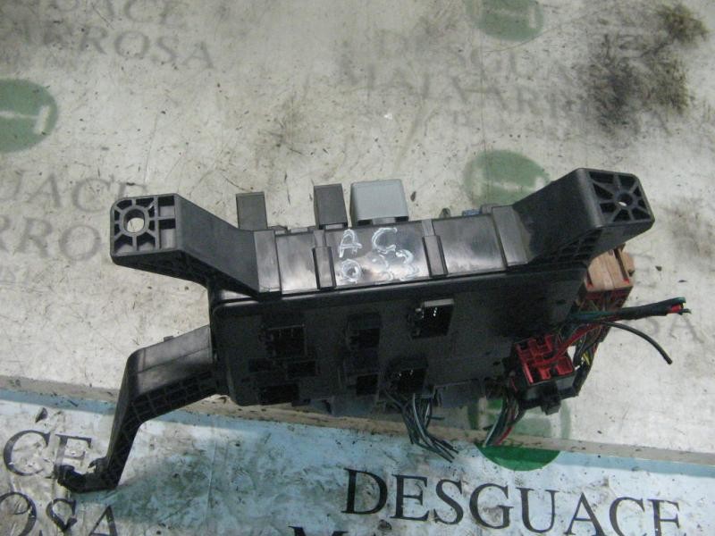 Recambio de caja reles / fusibles para ford mondeo berlina (ge) ambiente referencia OEM IAM   