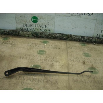 BRAZO LIMPIA DELANTERO DERECHO 