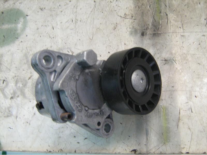 Recambio de tensor correa auxiliar para hyundai accent (mc) gls full crdi referencia OEM IAM 252812A000  