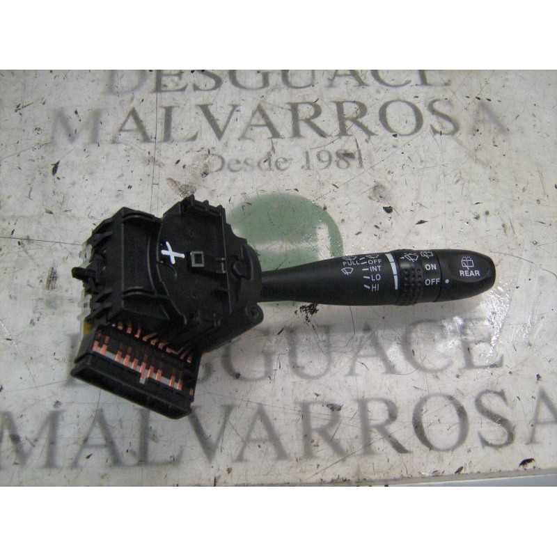 Recambio de mando limpia para hyundai accent (mc) gls full crdi referencia OEM IAM 934201G050 75733A 75733A