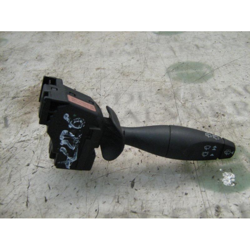 Recambio de mando limpia para ford fiesta (cbk) ghia referencia OEM IAM   