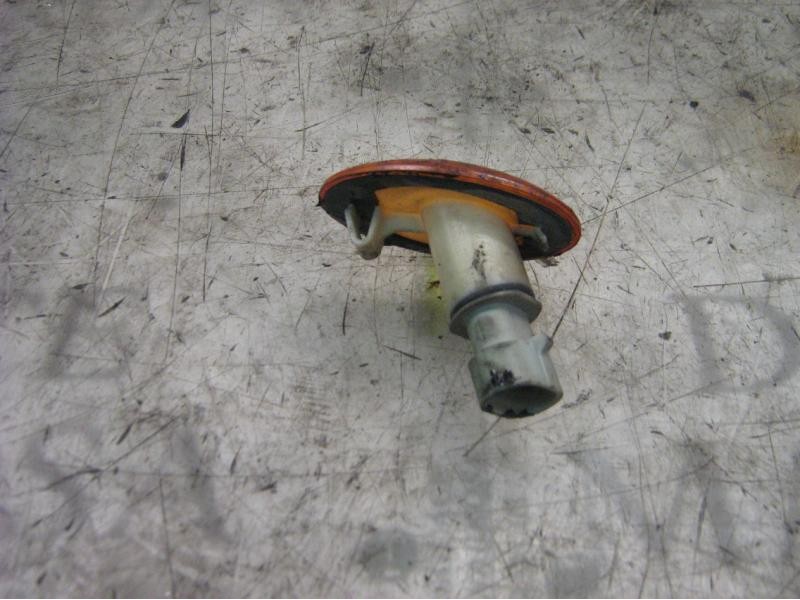 Recambio de piloto lateral derecho para ford fiesta berl./courier 1.8 diesel referencia OEM IAM   